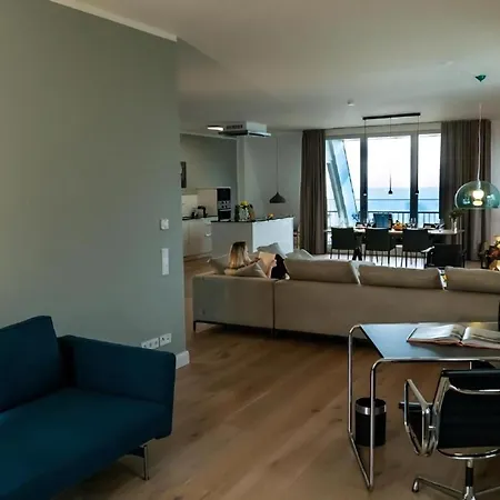 아파트 Gemuetliche Mit Pool, Garten Und Sauna *